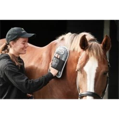Equilibrium Massage Mitt - Grey -Equestrian Products Store 1850 Massage20Mitt20Lifestyle 9.700x700