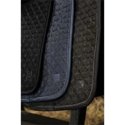 2022 Eskadron Glitter Mesh Saddle Cloth 218673502 - Dove Blue -Equestrian Products Store 5685 esk 0222 kam 218673 502 xxx add12.700x700