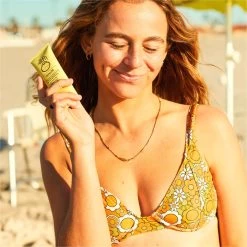 2023 Sun Bum SPF 15 Sunscreen Browning Lotion 250ml SB357603 17 2023 Sun Bum SPF 15 Sunscreen Browning Lotion 250ml SB357603 -Equestrian Products Store 6354 202320Sun20Bum20Glow20SPF203020Sunscreen20Face20Lotion2059ml20SB35760520Lifestyle201.700x700