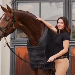 2023 Eskadron Platinum Softshell Air Sweat Rug 128539331290 - Black -Equestrian Products Store 6472 202320Eskadron20Platinum20Softshell20Air20Sweat20Rug2012853933129020 20Black20Lifestyle201.700x700